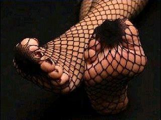 Dirty Feet - 